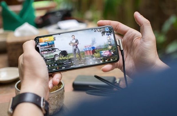 What Are the Latest Innovation Trends in UK Mobile Gaming?