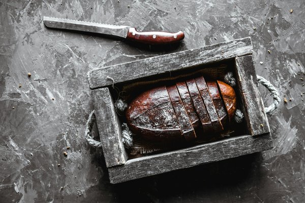 What's the Secret to Baking Gourmet Multigrain Bread with a Variety of Seeds?